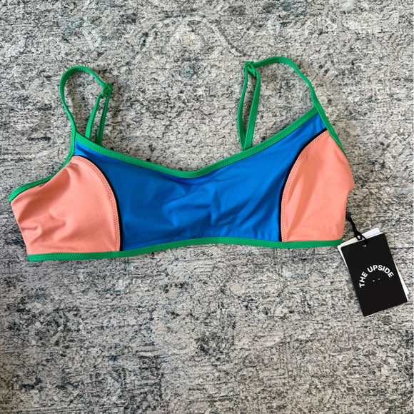 🆕 The Upside  Bikini Top - Picture 1 of 3